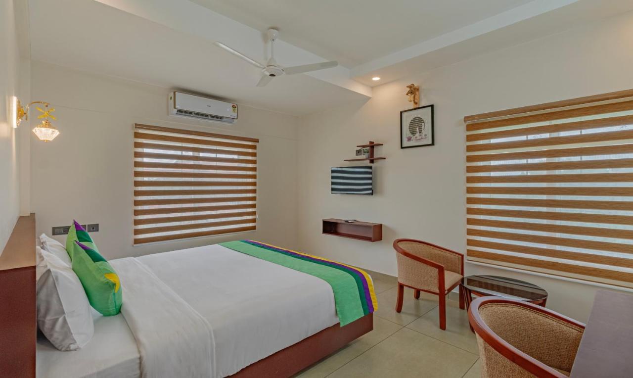 Treebo Amigos Residency Cochin Airport Hotel Kochi Zewnętrze zdjęcie
