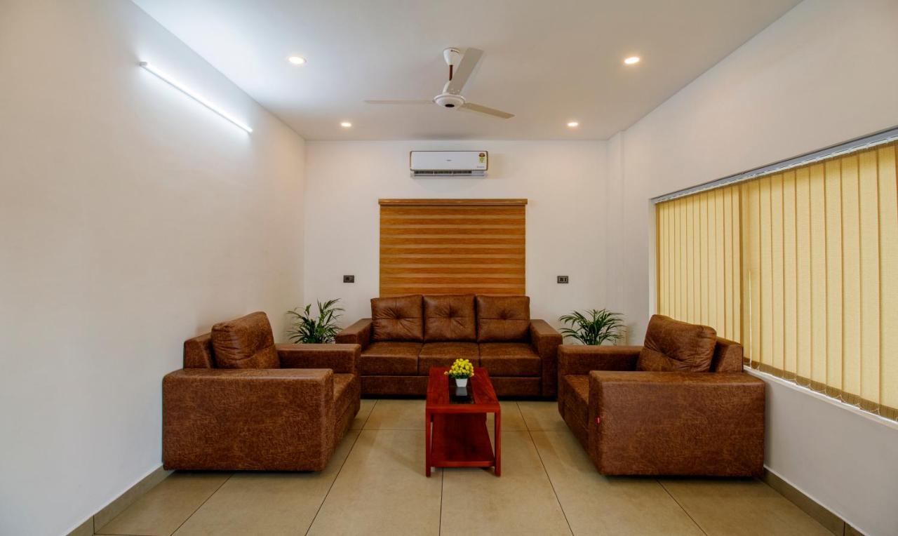 Treebo Amigos Residency Cochin Airport Hotel Kochi Zewnętrze zdjęcie