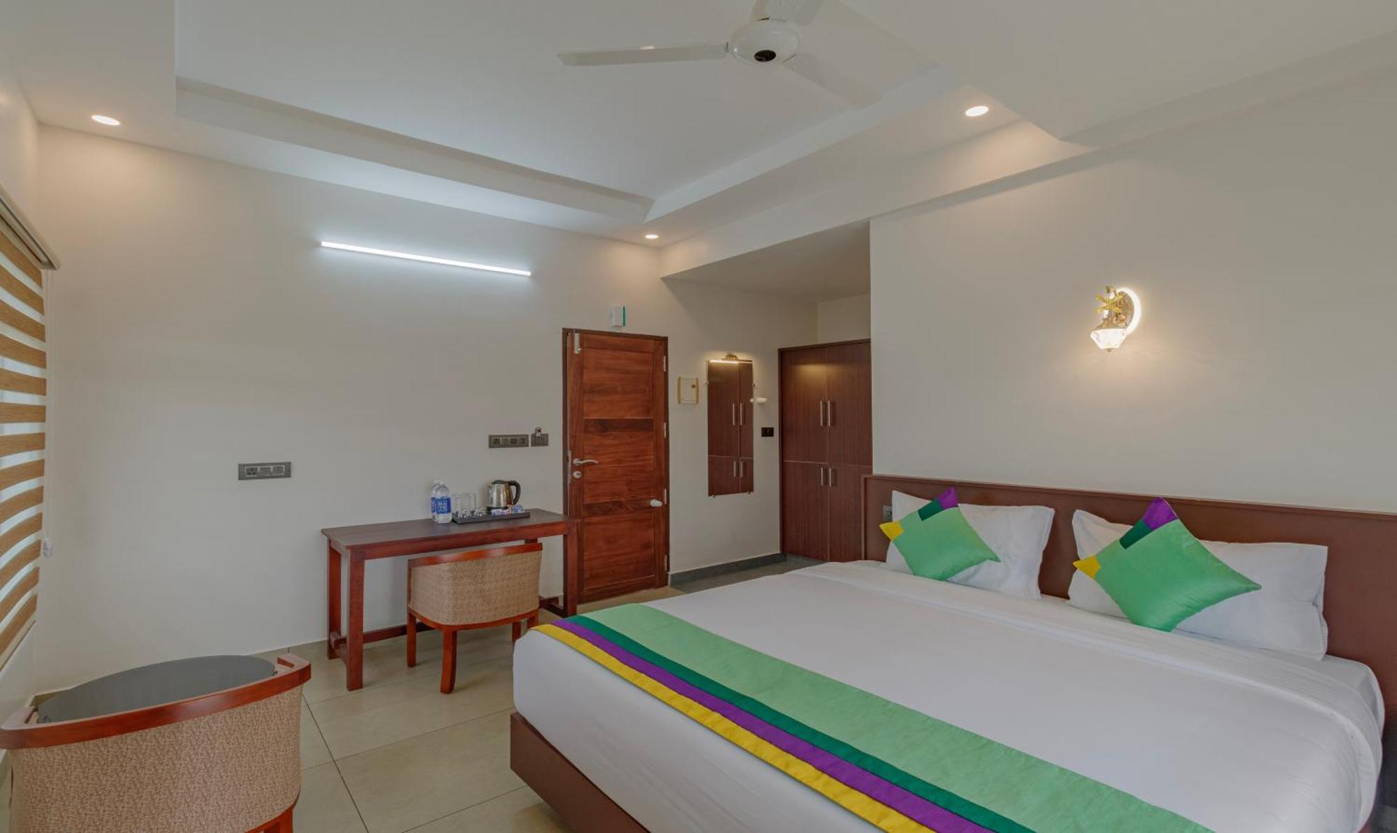 Treebo Amigos Residency Cochin Airport Hotel Kochi Zewnętrze zdjęcie
