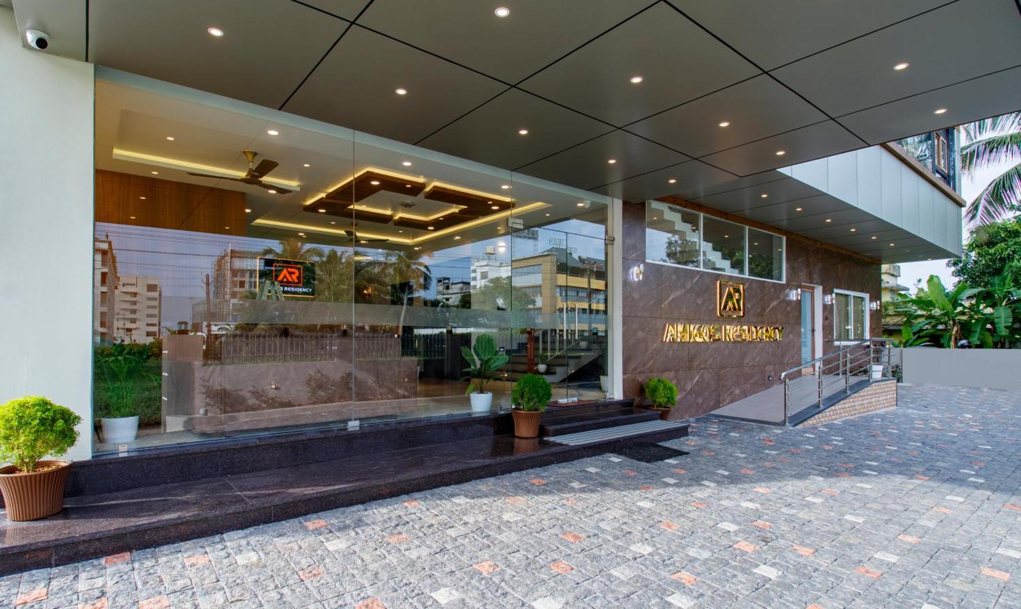 Treebo Amigos Residency Cochin Airport Hotel Kochi Zewnętrze zdjęcie
