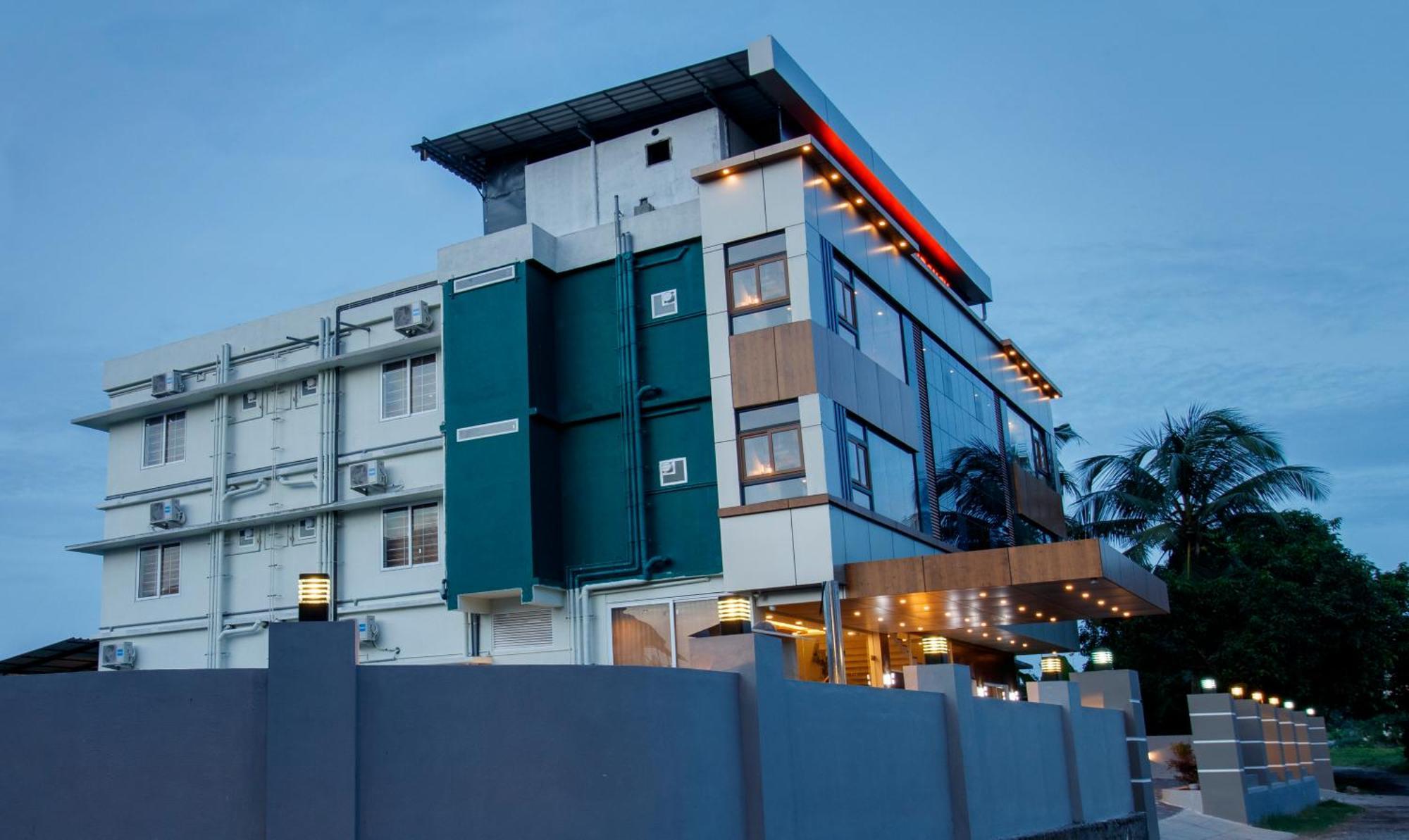 Treebo Amigos Residency Cochin Airport Hotel Kochi Zewnętrze zdjęcie